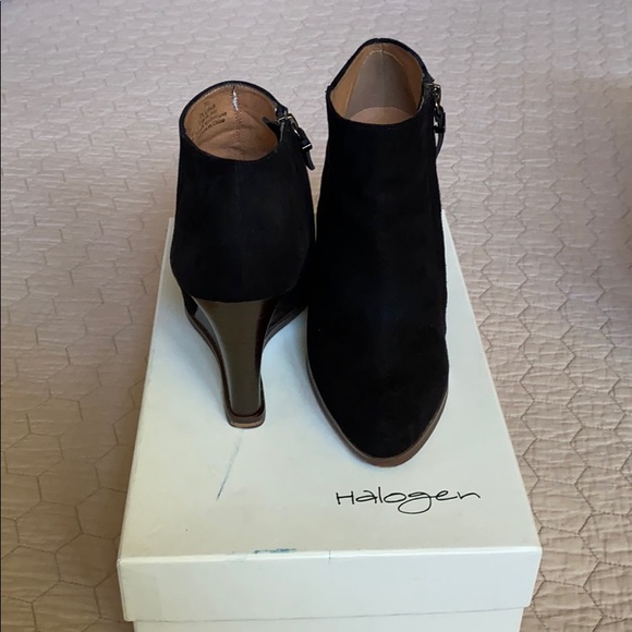 Halogen Booties - Picture 3 of 4